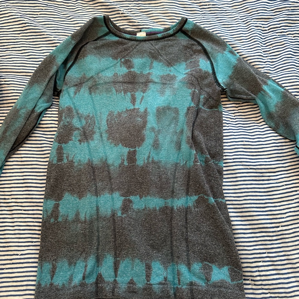 Ivivva long sleeve